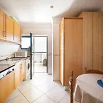 Albufeira-sea View/pool Casa Sara Linnea 1bedroom * 알부페이라