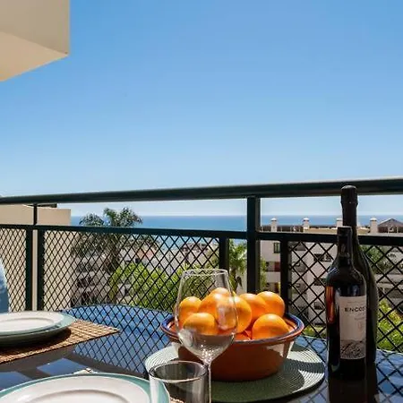 Albufeira-sea View/pool Casa Sara Linnea 1bedroom 아파트 *